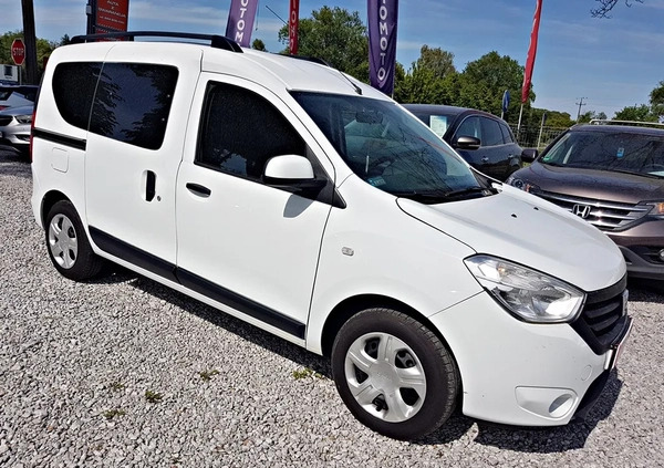 Dacia Dokker cena 29900 przebieg: 222000, rok produkcji 2016 z Białystok małe 379